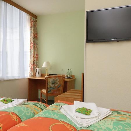 Hotel Zur Sonne Falkenstein  Bagian luar foto