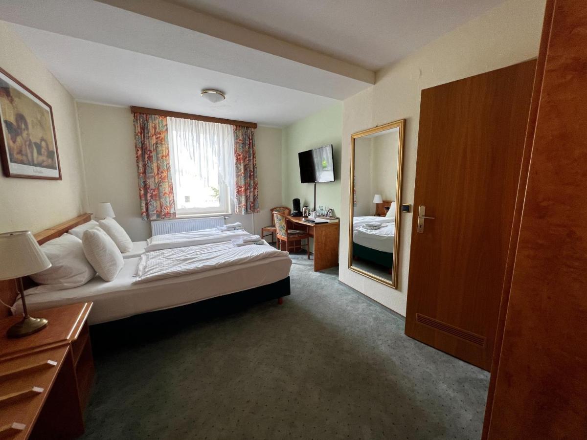 Hotel Zur Sonne Falkenstein  Bagian luar foto